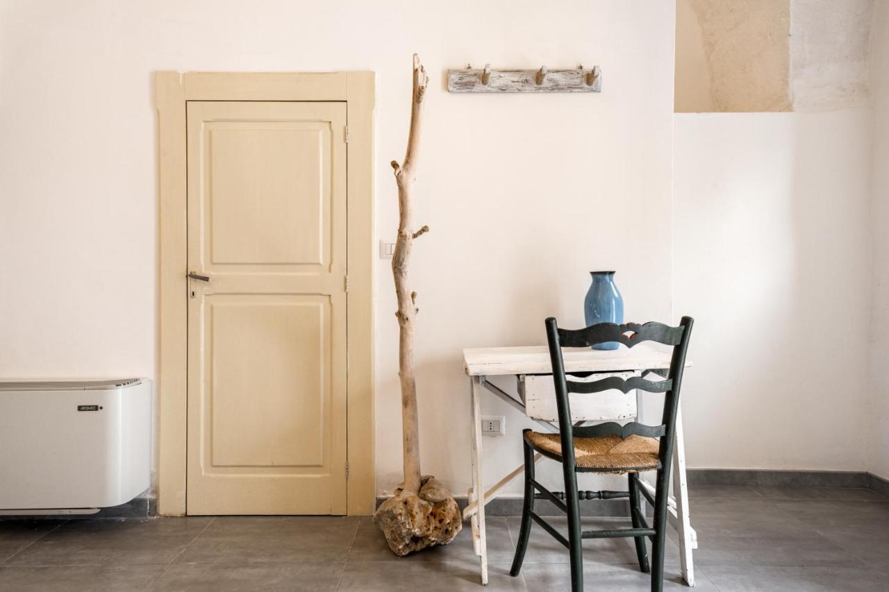 La Casa Nel Vico Pretty Apartment Ostuni Exteriör bild